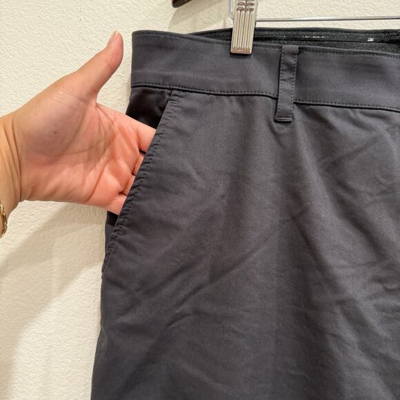 Nike Men’s 38x32 Dri-FIT UV Slim Fit Golf Chino Pants Dark Gray Activewear - Picture 3 of 11